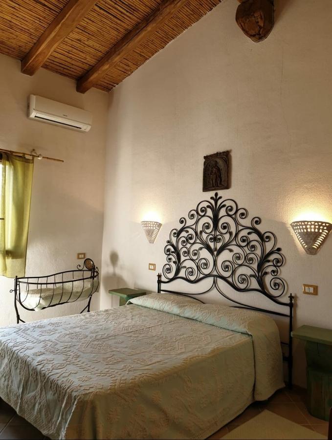 Cantina Perandria Monti Luaran gambar